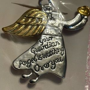 NWT Guardian Angel Visor Clip Gold & Silver Tone Car Accessory Heart Driving
